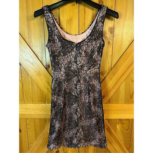 Sean Collection Lace Mini Dress Size 2 (8318) - Picture 4 of 7